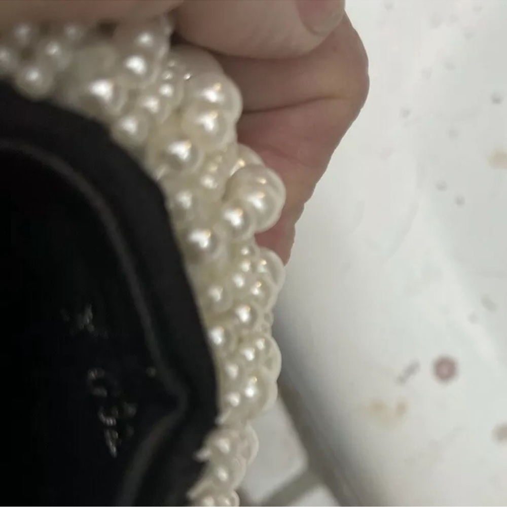CHANEL Pearl Embellished Black Sandals - Picture 5 of 7